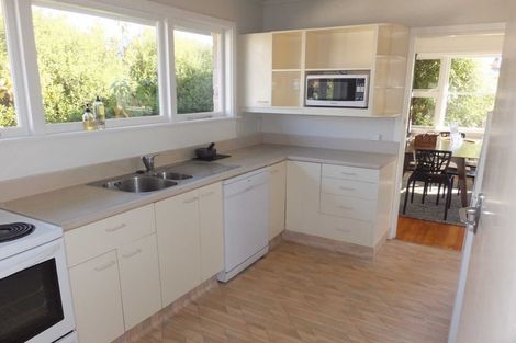 Photo of property in 2 Longmuir Street, Ilam, Christchurch, 8041