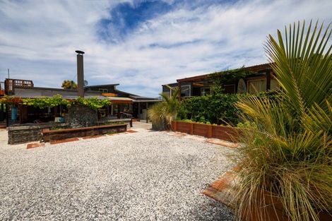 Photo of property in 2009 State Highway 1, Half Moon Bay, Kaikoura, 7371