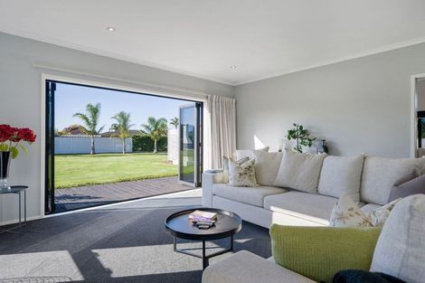 Photo of property in 45 Royal Ascot Drive, Papamoa Beach, Te Puke, 3187