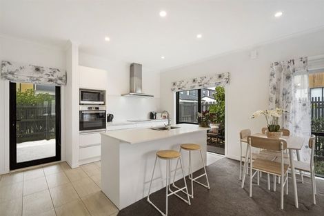 Photo of property in 5 Frank Gill Road, Hobsonville, Auckland, 0616