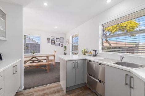 Photo of property in 198a Pacific Road, North New Brighton, Christchurch, 8083