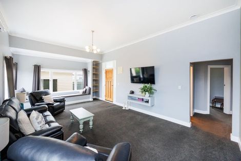 Photo of property in 6 A'court Street, Sanson, 4817