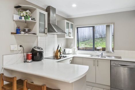 Photo of property in 3 Vadam Road, Massey, Auckland, 0614