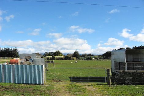 Photo of property in 35 Charles Street, Takapau, 4203