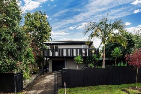 Photo of property in 28 Garton Drive, Massey, Auckland, 0614