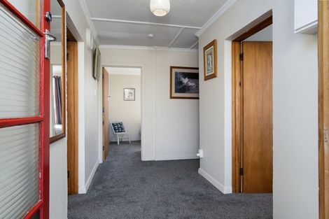 Photo of property in 1 Marslin Street, Alexandra, 9320