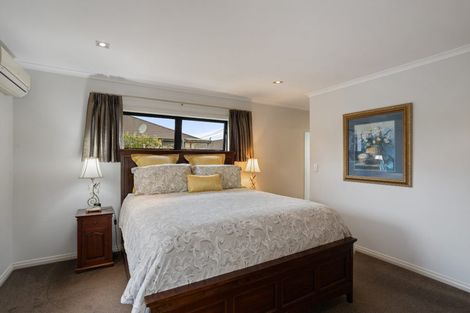 Photo of property in 1 Ringwood Place, Whitianga, 3510