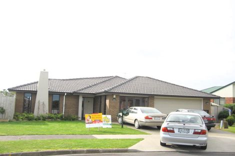Photo of property in 11 Castlehill Court, Wattle Downs, Auckland, 2103