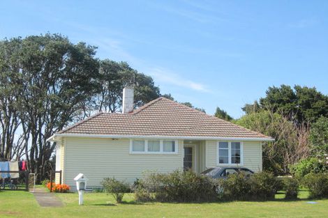 Photo of property in 153 Frankley Road, Frankleigh Park, New Plymouth, 4310