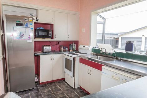 Photo of property in 5 Alexandra Street, Dannevirke, 4930