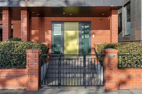 Photo of property in 286 Oriental Parade, Oriental Bay, Wellington, 6011