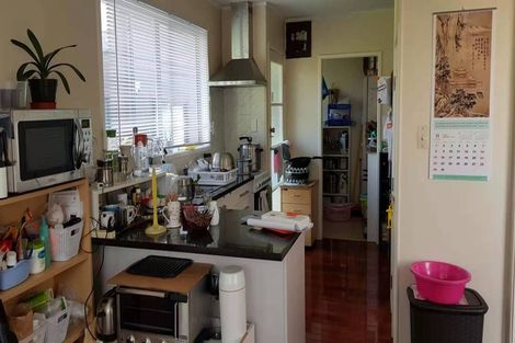 Photo of property in 15 Pixie Place, Pakuranga Heights, Auckland, 2010