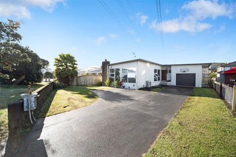 Photo of property in 304 Massey Road, Mangere East, Auckland, 2024