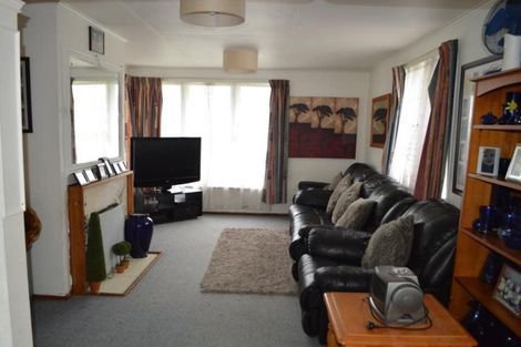 Photo of property in 27 Natone Street, Waitangirua, Porirua, 5024