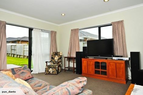 Photo of property in 111 Barrington Drive, Huntington, Hamilton, 3210