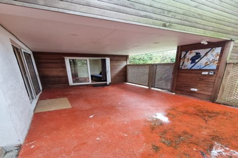 Photo of property in 2/58 Cliff Road, Torbay, Auckland, 0630