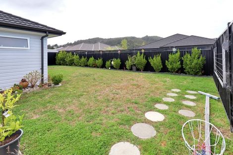 Photo of property in 11 Filmer Crescent, Wallaceville, Upper Hutt, 5018