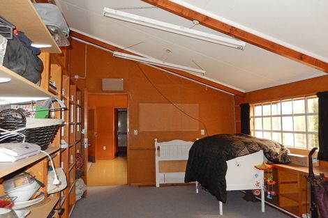 Photo of property in 23 Ross Road, Herbert, 9495