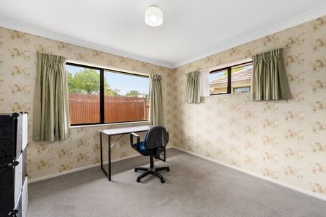Photo of property in 1 Astrid Court, Awapuni, Palmerston North, 4412