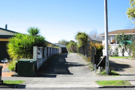 Photo of property in 17 James Cook Street, Havelock North, 4130