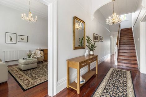 Photo of property in 3 Kerr Street, Devonport, Auckland, 0624