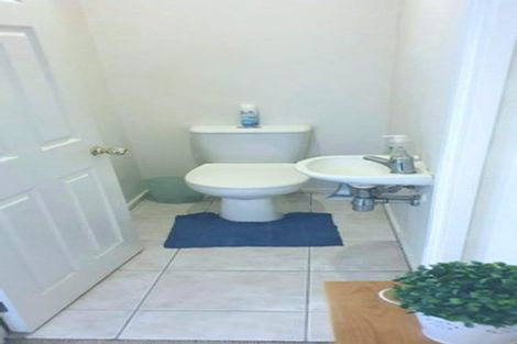 Photo of property in 15/61 The Avenue, Albany, Auckland, 0632