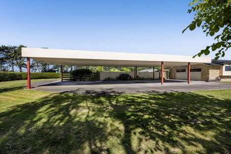 Photo of property in 290 Waihi Road, Hawera, 4673