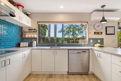 Photo of property in 8/101 Brightside Road, Stanmore Bay, Whangaparaoa, 0932