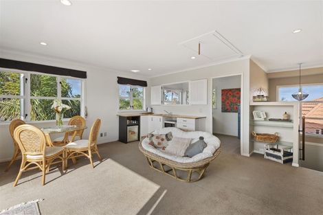 Photo of property in 113 Carlisle Road, Torbay, Auckland, 0632