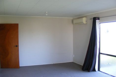 Photo of property in 45 Avenue Road, Foxton, 4814