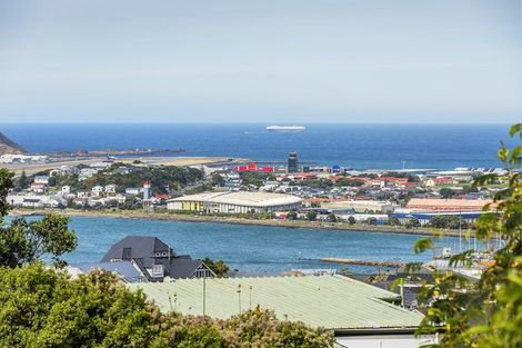 Photo of property in 5 Rakau Road, Hataitai, Wellington, 6021