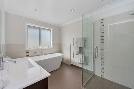 Photo of property in 115 Cumberland Drive, Flagstaff, Hamilton, 3210