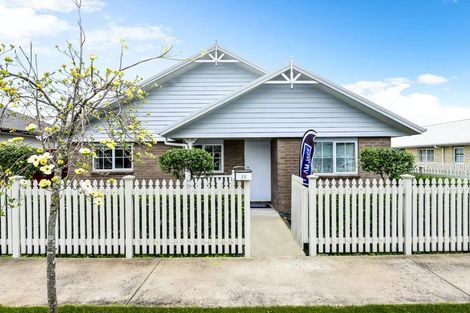 Photo of property in 23 Queens Park Crescent, Frankton, Hamilton, 3204