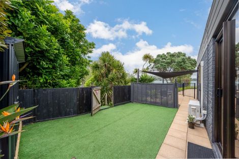 Photo of property in 1/16 Oleander, Farm Cove, Auckland, 2012