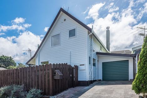 Photo of property in 1 Tralee Place, Johnsonville, Wellington, 6037