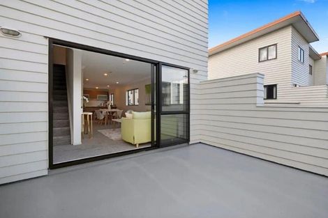 Photo of property in 6/46 Carlos Drive, Flat Bush, Auckland, 2016