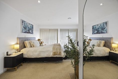 Photo of property in 1 Orlando Close, Frankleigh Park, New Plymouth, 4310