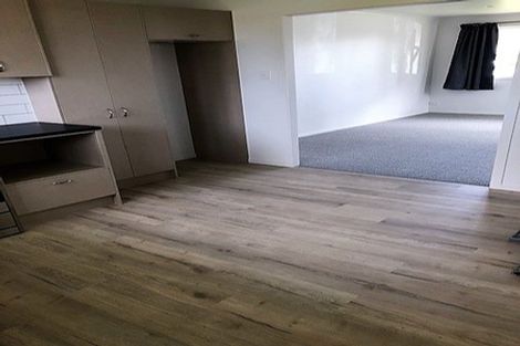 Photo of property in 27 Hill Crescent, Papakura, 2110