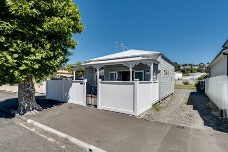 Photo of property in 83 Waghorne Street, Ahuriri, Napier, 4110