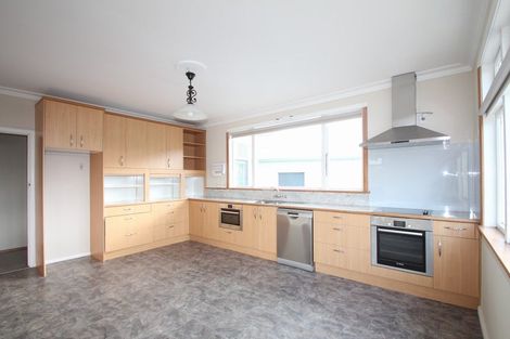 Photo of property in 47 Broadway, Stratford, 4332