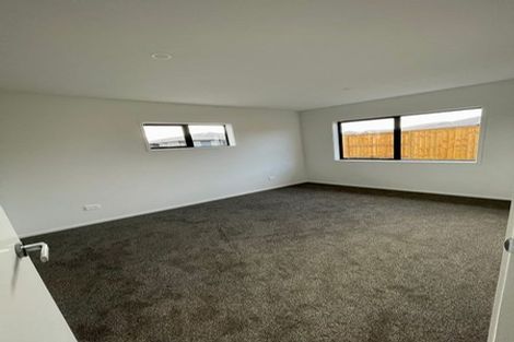 Photo of property in 12 Olney Court, One Tree Point, 0118