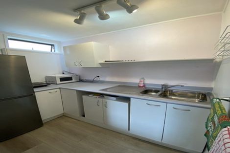 Photo of property in 1/12 Glenvar Road, Torbay, Auckland, 0630