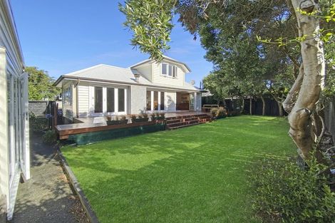 Photo of property in 12 Hector Street, Seatoun, Wellington, 6022