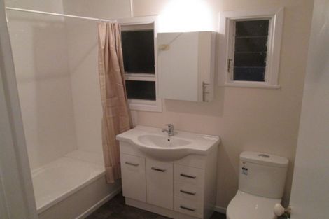 Photo of property in 76 Shoreham Street, Avondale, Auckland, 0600