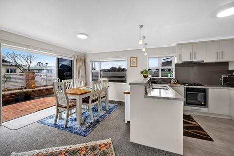 Photo of property in 11 Grey Street, Hawera, 4610