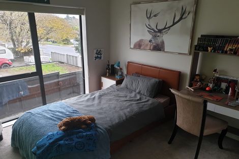 Photo of property in 71b Glenmore Road, Sunnyhills, Auckland, 2010