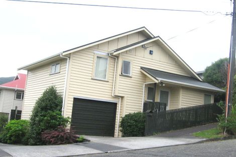 Photo of property in 1a Pomare Street, Ngaio, Wellington, 6035