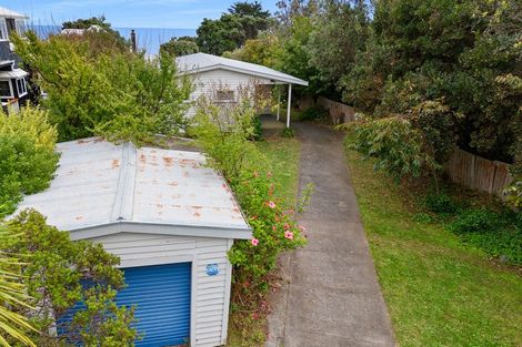 Photo of property in 18 Newry Road, Raumati Beach, Paraparaumu, 5032
