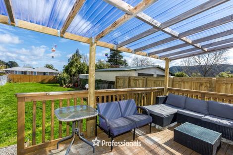 Photo of property in 40 Moeraki Road, Maoribank, Upper Hutt, 5018