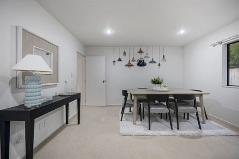 Photo of property in 209a Forrest Hill Road, Forrest Hill, Auckland, 0620